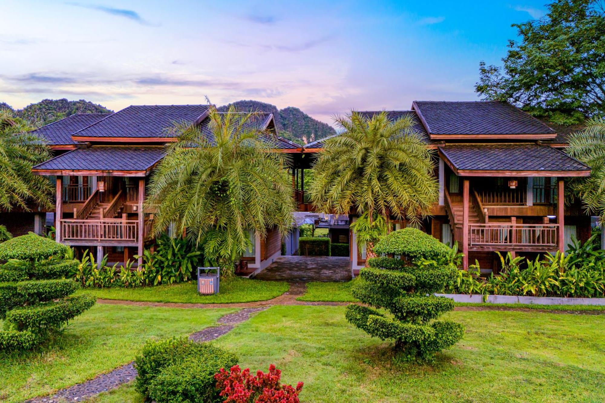 Lisha Garden Resort Hotel Vang Vieng Exterior photo