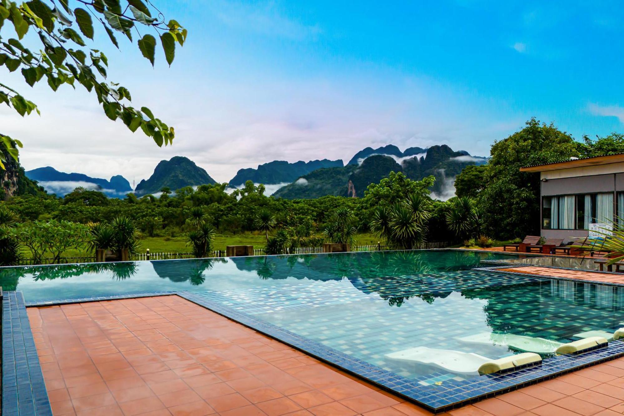 Lisha Garden Resort Hotel Vang Vieng Exterior photo