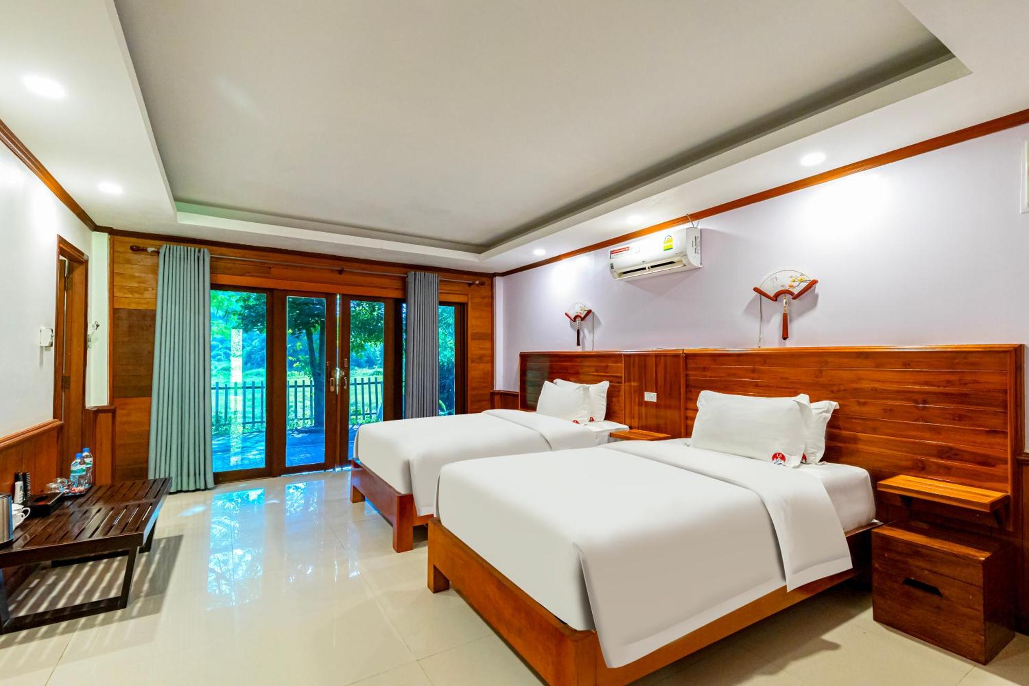 Lisha Garden Resort Hotel Vang Vieng Exterior photo