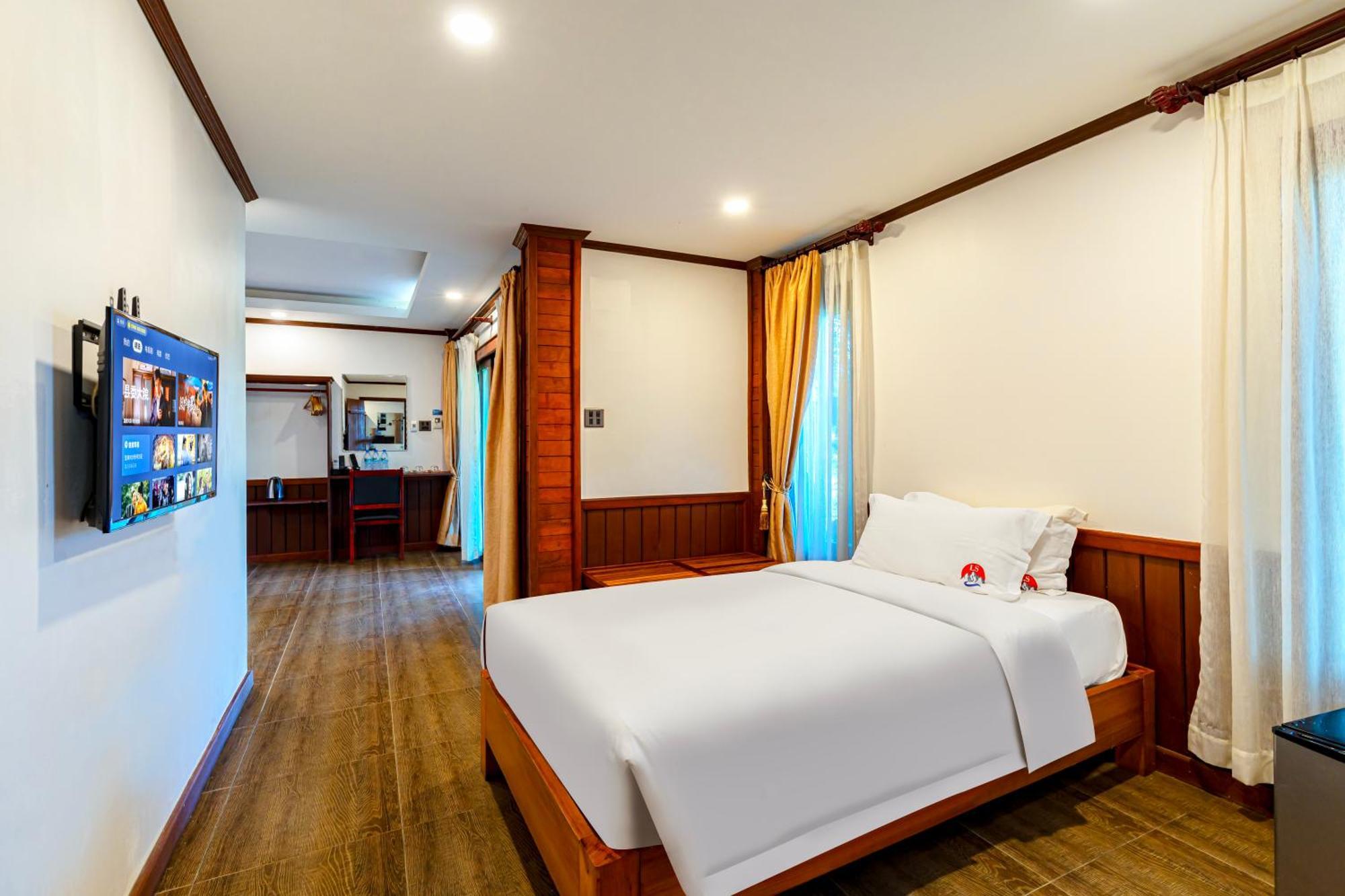 Lisha Garden Resort Hotel Vang Vieng Exterior photo