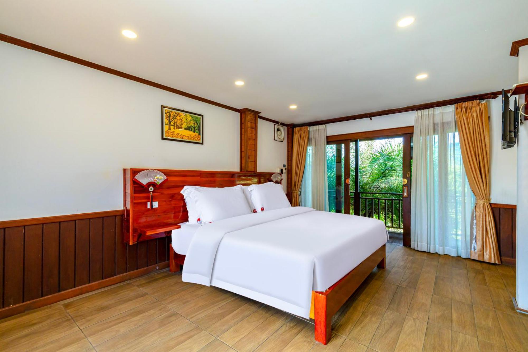 Lisha Garden Resort Hotel Vang Vieng Exterior photo