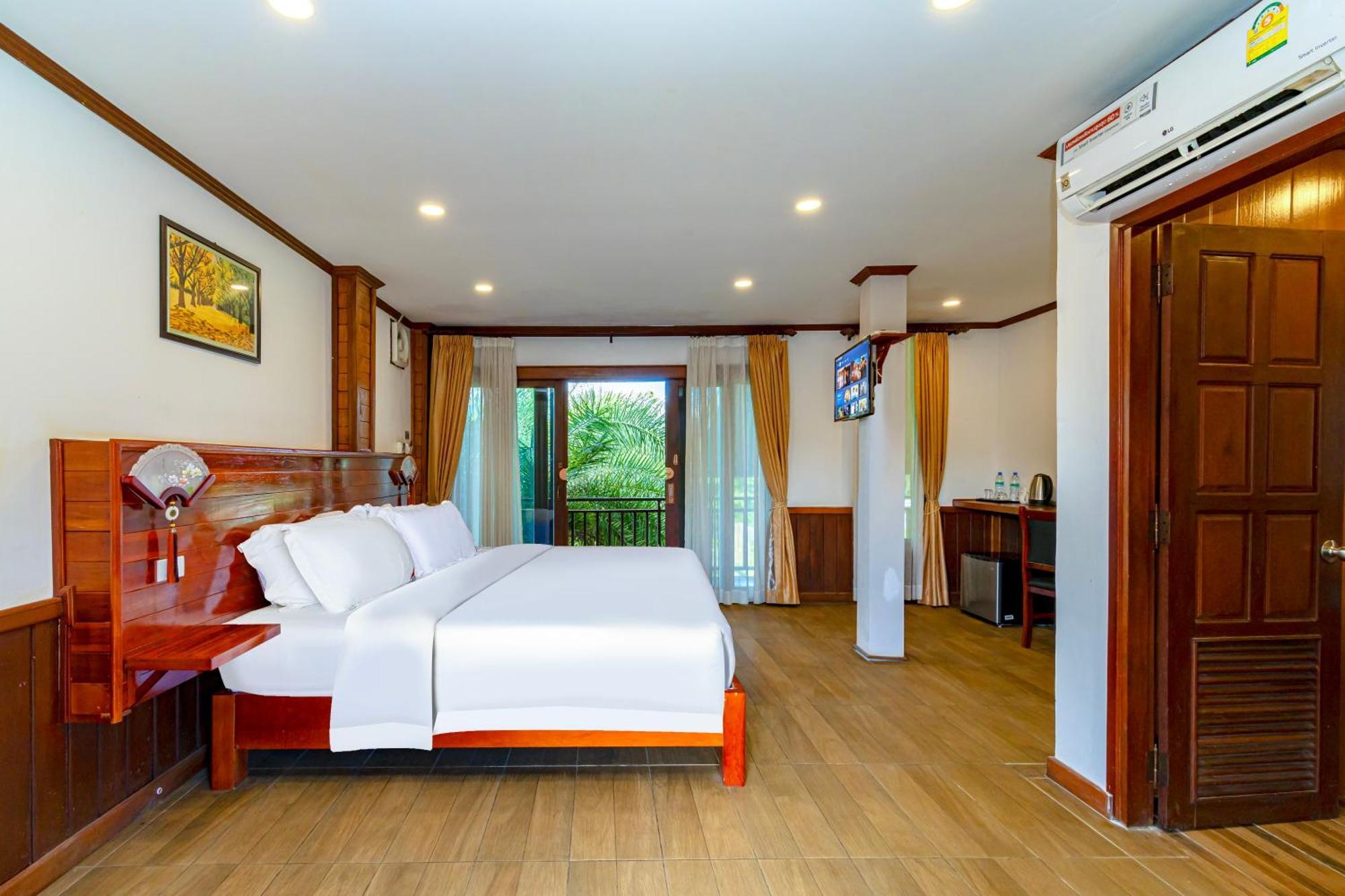 Lisha Garden Resort Hotel Vang Vieng Exterior photo